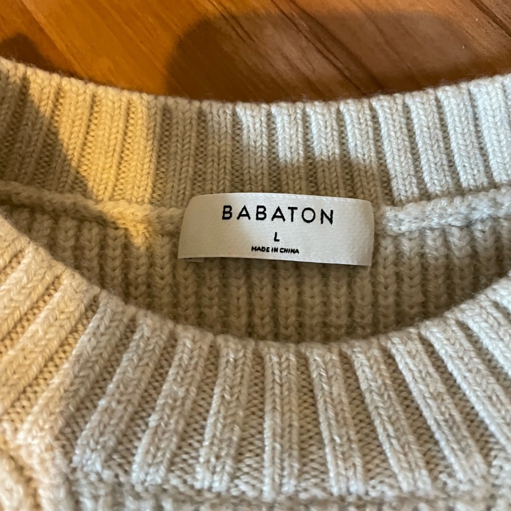 ARITZIA x Babaton L Women’s Grazia Merino Wool Sweater - Picture 2 of 8
